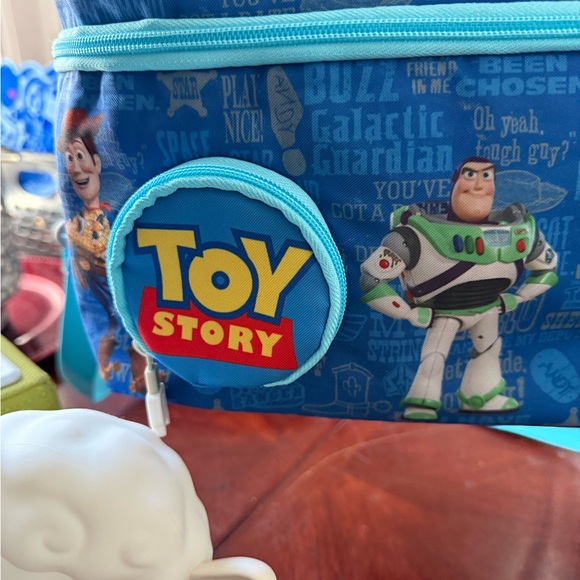 Tonie box, case, and 13 tonies - Picture 4 of 4